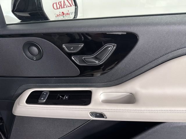 New 2026 Lincoln Aviator 2WD image 22