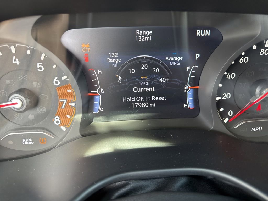 Used 2023 Jeep Compass Sport image 16