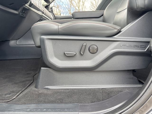 Certified 2025 Ford Expedition Max Active image 39