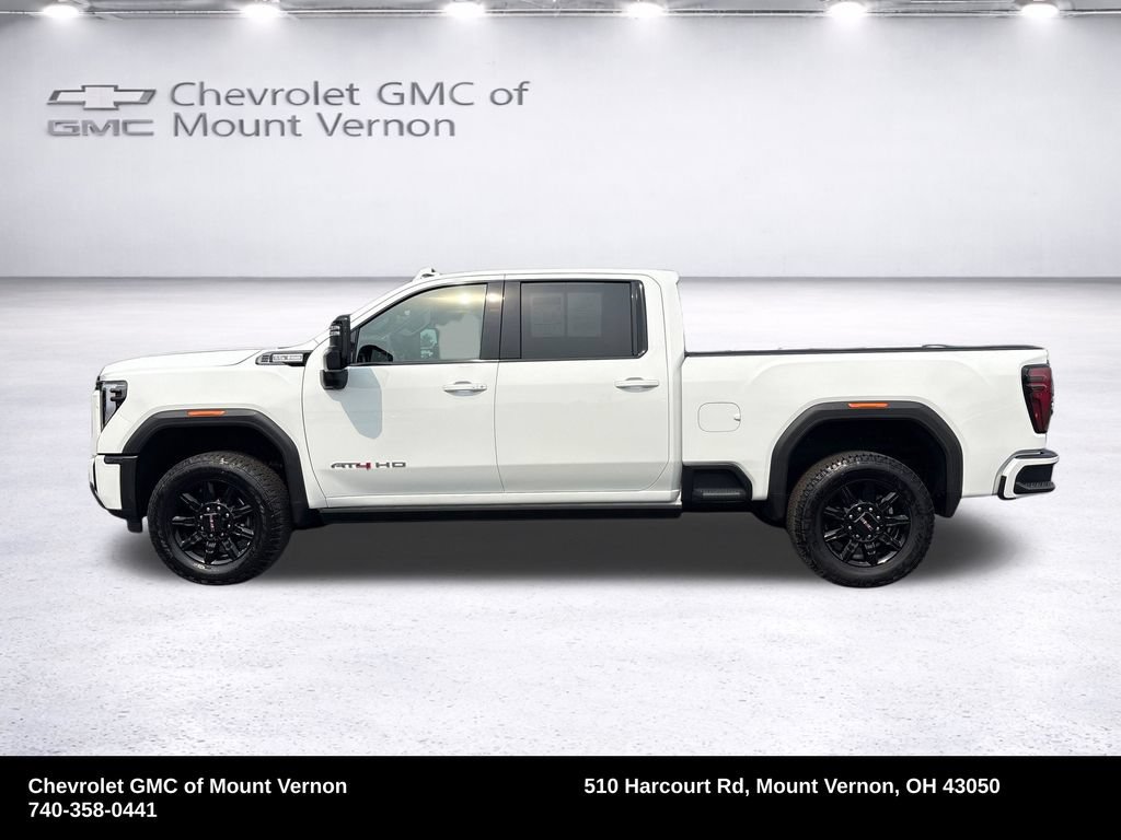 Used 2025 GMC Sierra 2500 AT4 w/ Technology Package AWD/4WD image 2