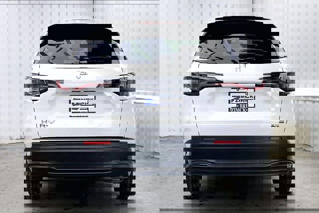 Certified 2023 Honda HR-V LX image 4
