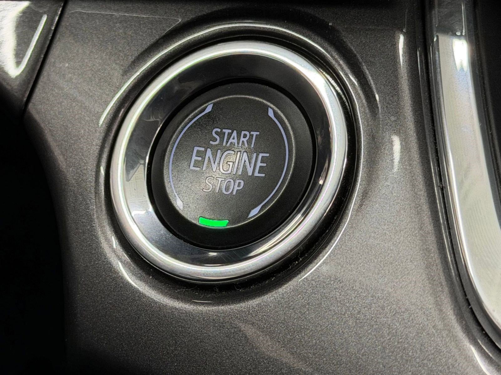 Used 2025 Chevrolet Trax ACTIV w/ Driver Confidence Package image 32