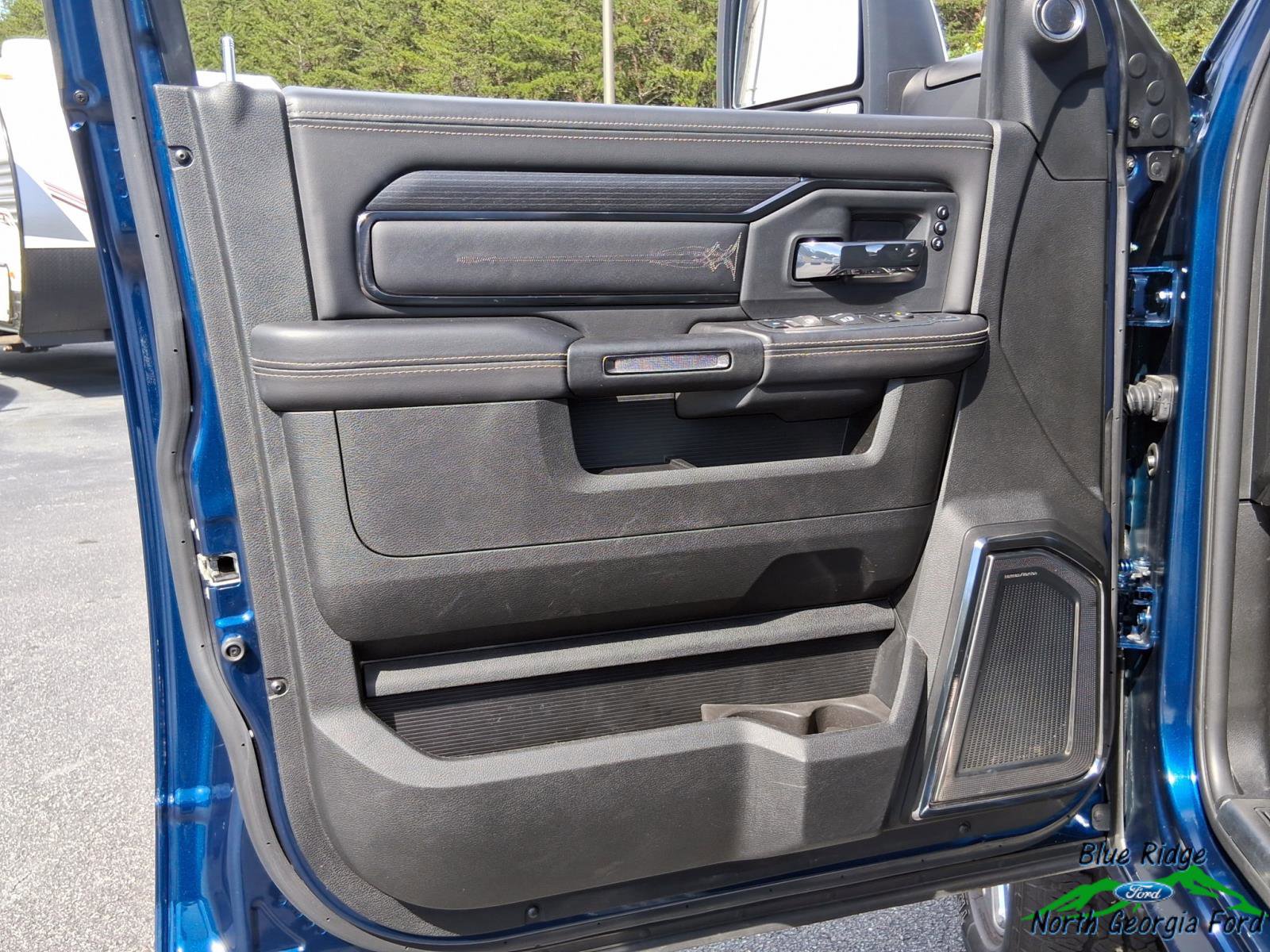 Used 2024 RAM 2500 Limited image 10