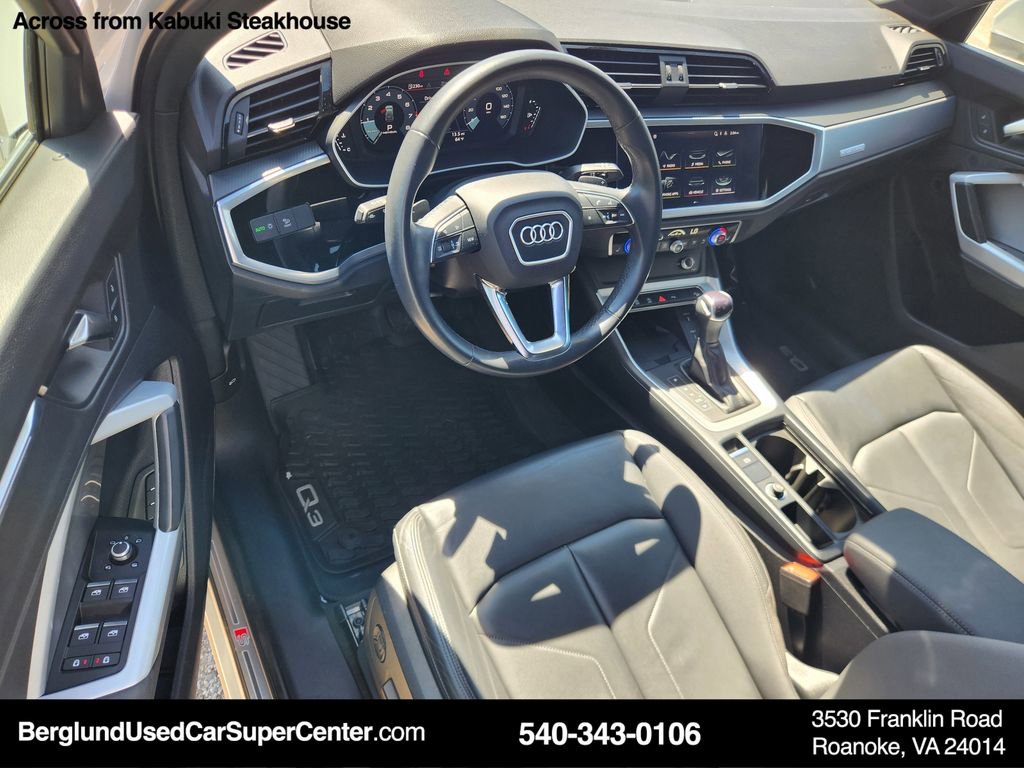 Used 2022 Audi Q3 2.0T Premium Plus image 16