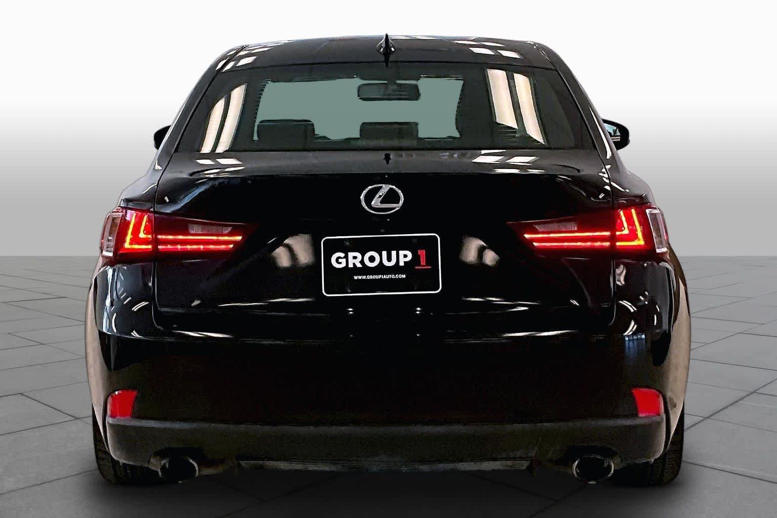 Used 2015 Lexus IS 350 w/ F-Sport Package RWD image 4