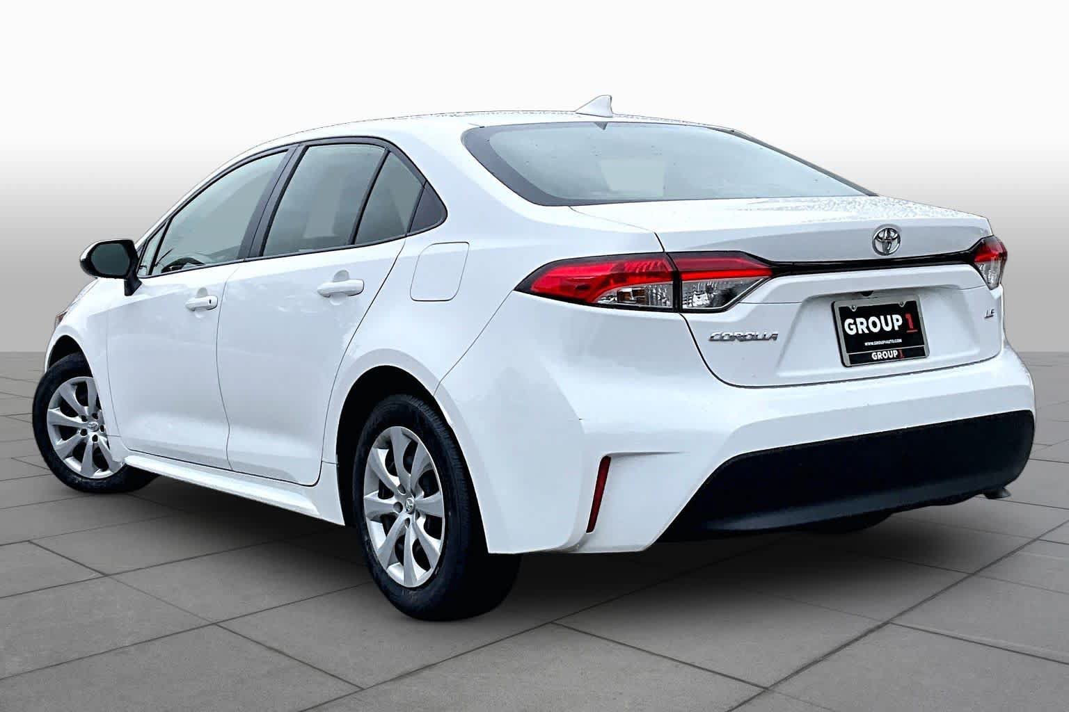 Used 2024 Toyota Corolla LE FWD image 12