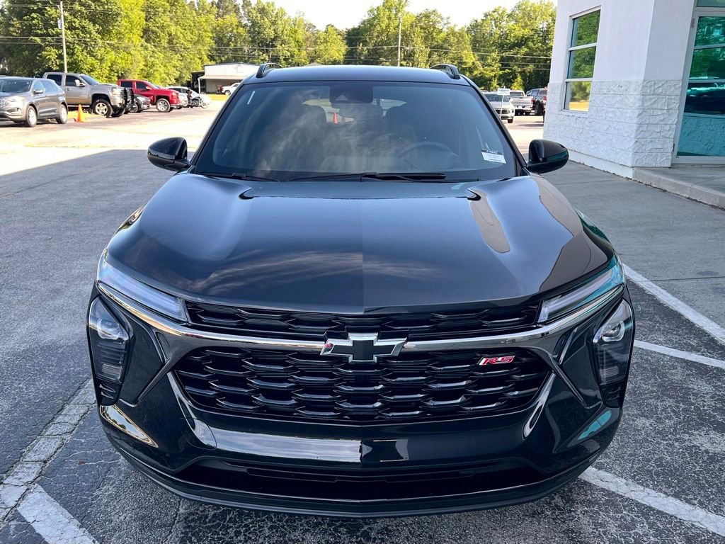 New 2026 Chevrolet Trax RS w/ Driver Confidence Package FWD image 5
