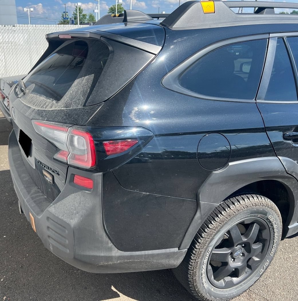 Used 2025 Subaru Outback Wilderness AWD/4WD image 3