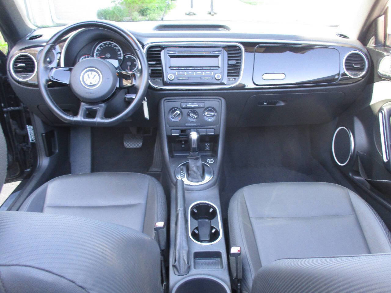 Used 2013 Volkswagen Beetle 2.5 FWD image 50