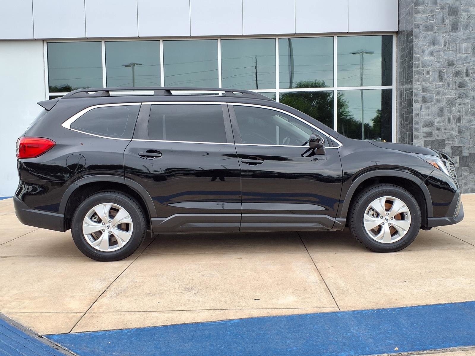 Certified 2023 Subaru Ascent 8-Passenger AWD/4WD image 25