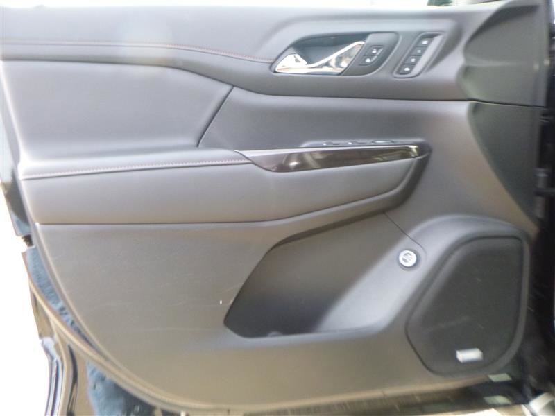 Used 2022 GMC Acadia AT4 w/ Technology Package AWD/4WD image 22