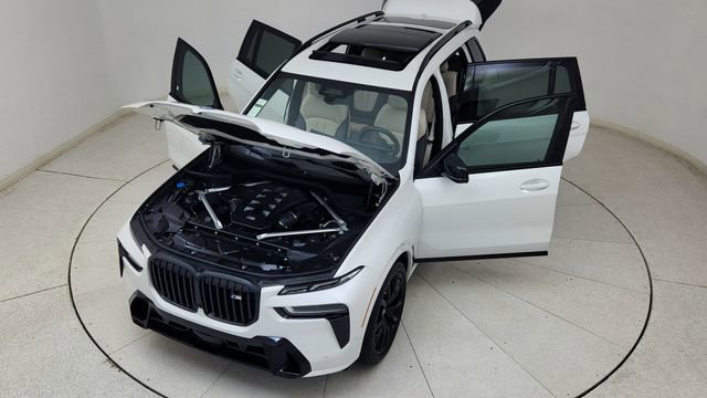 Used 2024 BMW X7 M60i w/ Executive Package image 89