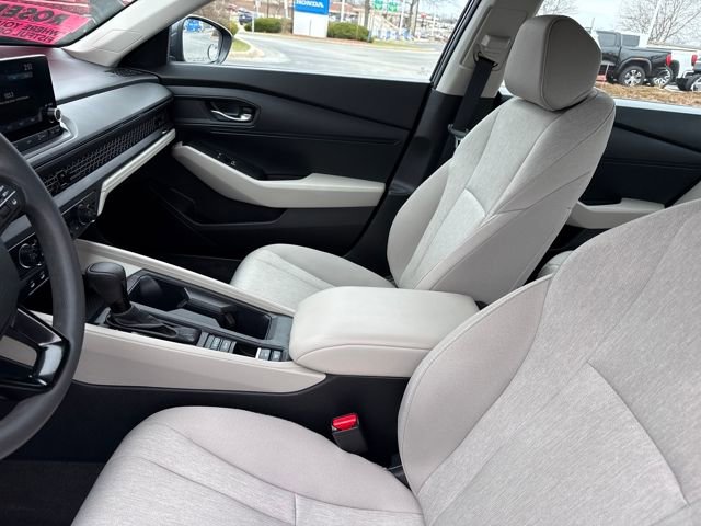 Certified 2023 Honda Accord LX image 12