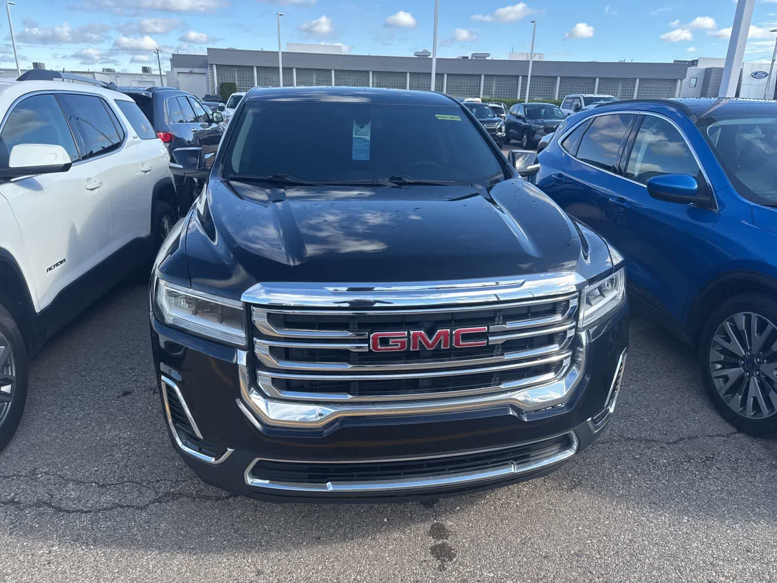 Used 2021 GMC Acadia SLE FWD image 4