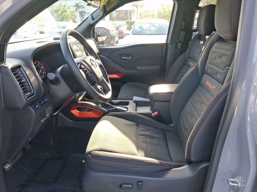 Used 2023 Nissan Frontier Pro-X w/ Technology Package image 13