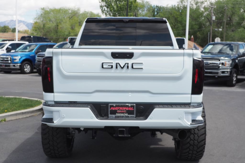 Used 2026 GMC Sierra 3500 Denali Ultimate image 6