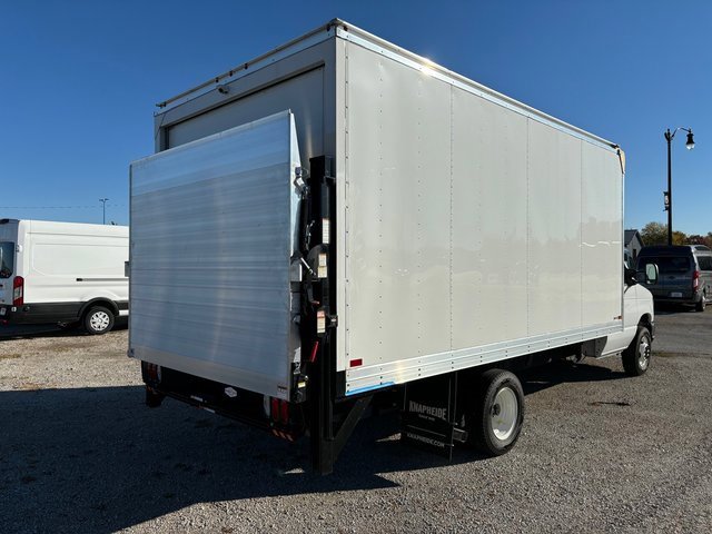 New 2025 Ford E-450 and Econoline 450 Super Duty w/ Power Equipment Group image 5