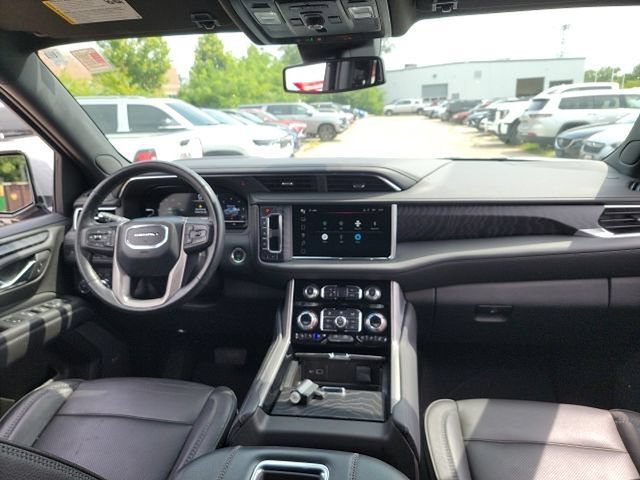 Used 2023 GMC Yukon Denali AWD/4WD image 8
