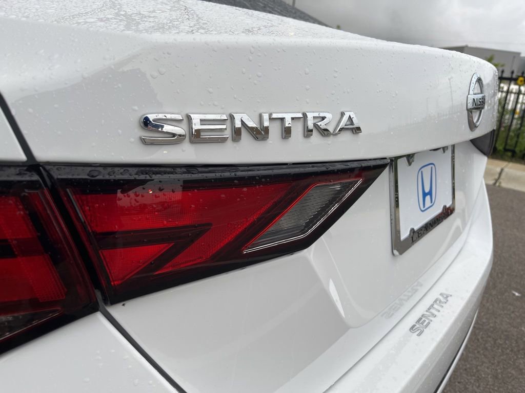 Used 2023 Nissan Sentra SV w/ All-Weather Package FWD image 8