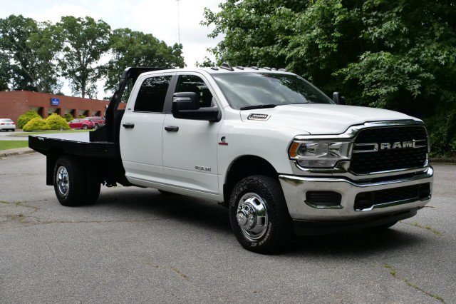 Used 2024 RAM 3500 SLT w/ Quick Order Package 2YG SLT AWD/4WD image 4