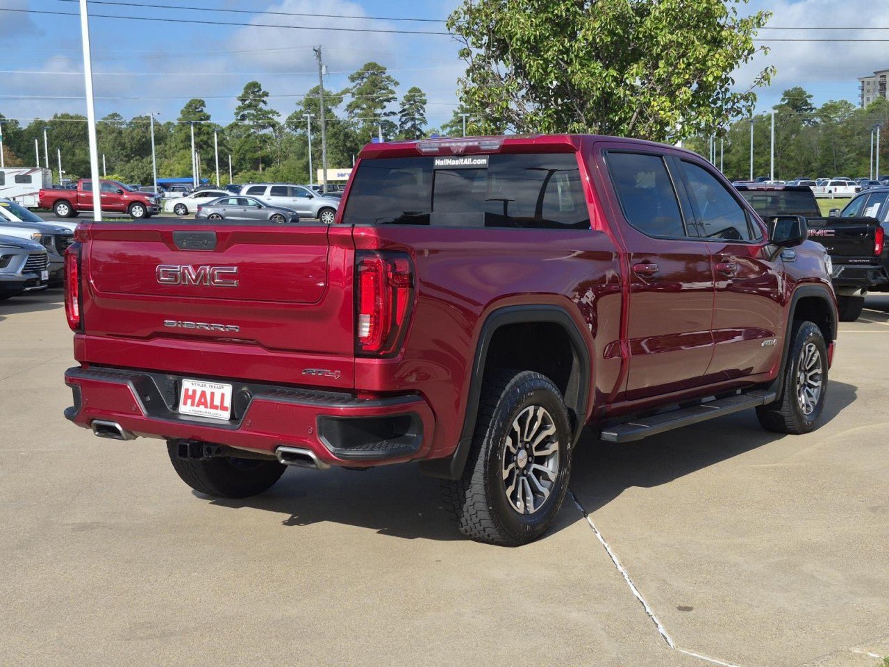 Certified 2020 GMC Sierra 1500 AT4 w/ AT4 Premium Package AWD/4WD image 6
