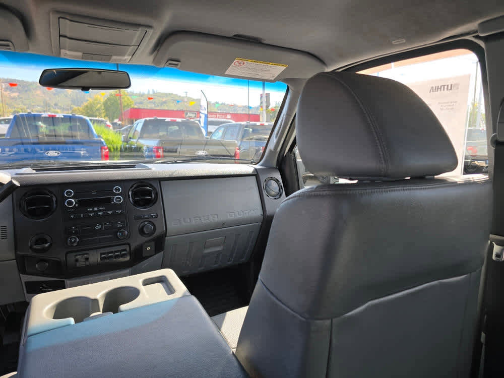 Used 2013 Ford F550 XL 2WD SuperCab 186 WB 84 CA w/ XL Value Pkg image 14