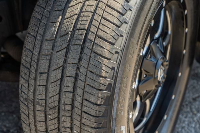 Used 2022 Nissan Frontier SV image 16