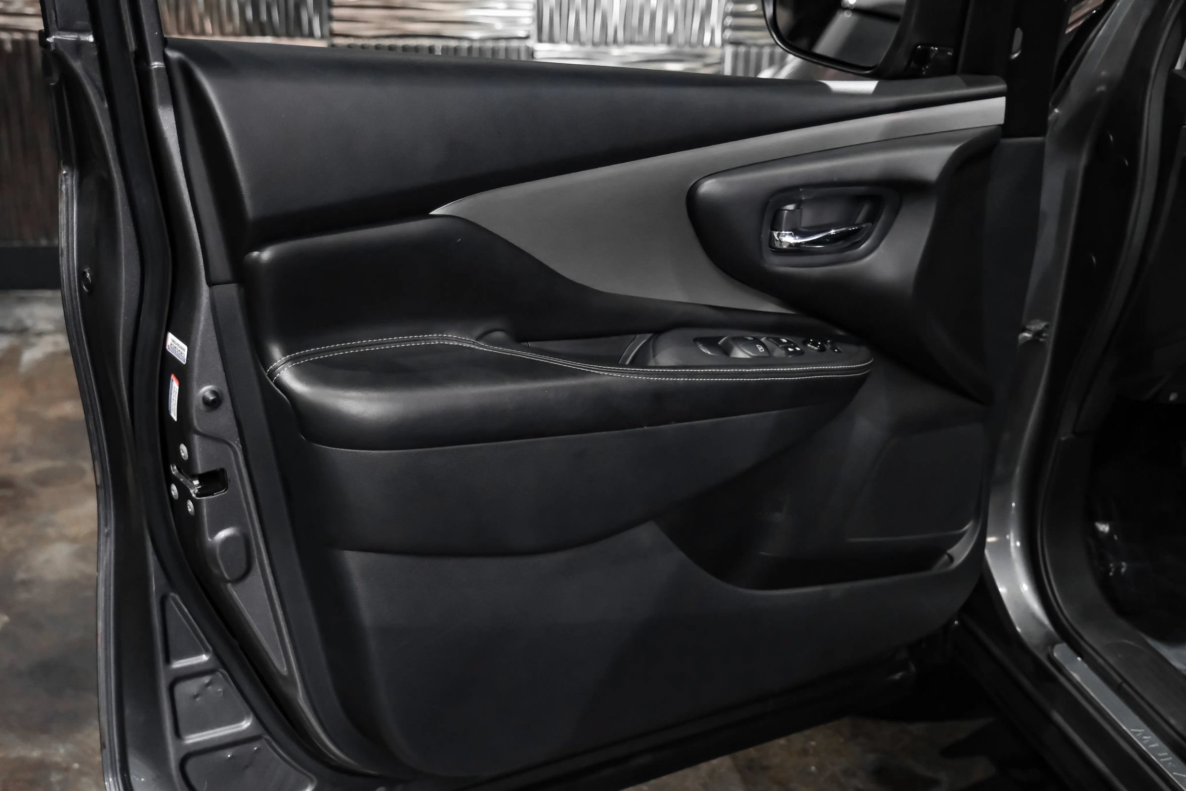 Used 2022 Nissan Murano S FWD image 34