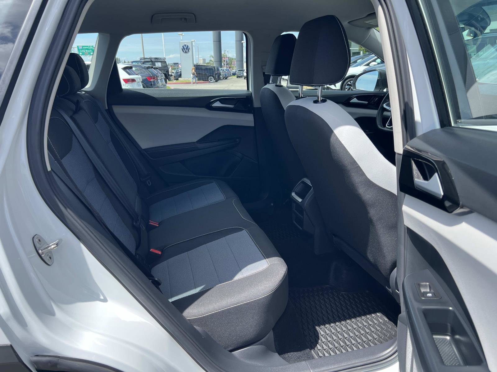 Used 2025 Volkswagen Taos S image 29