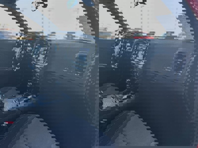 Used 2020 Dodge Charger SXT w/ Blacktop Package image 5