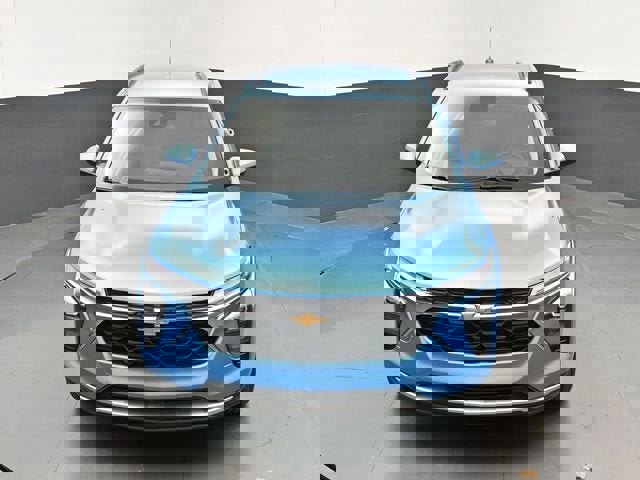 New 2026 Chevrolet Trax LT w/ Driver Confidence Package FWD image 31