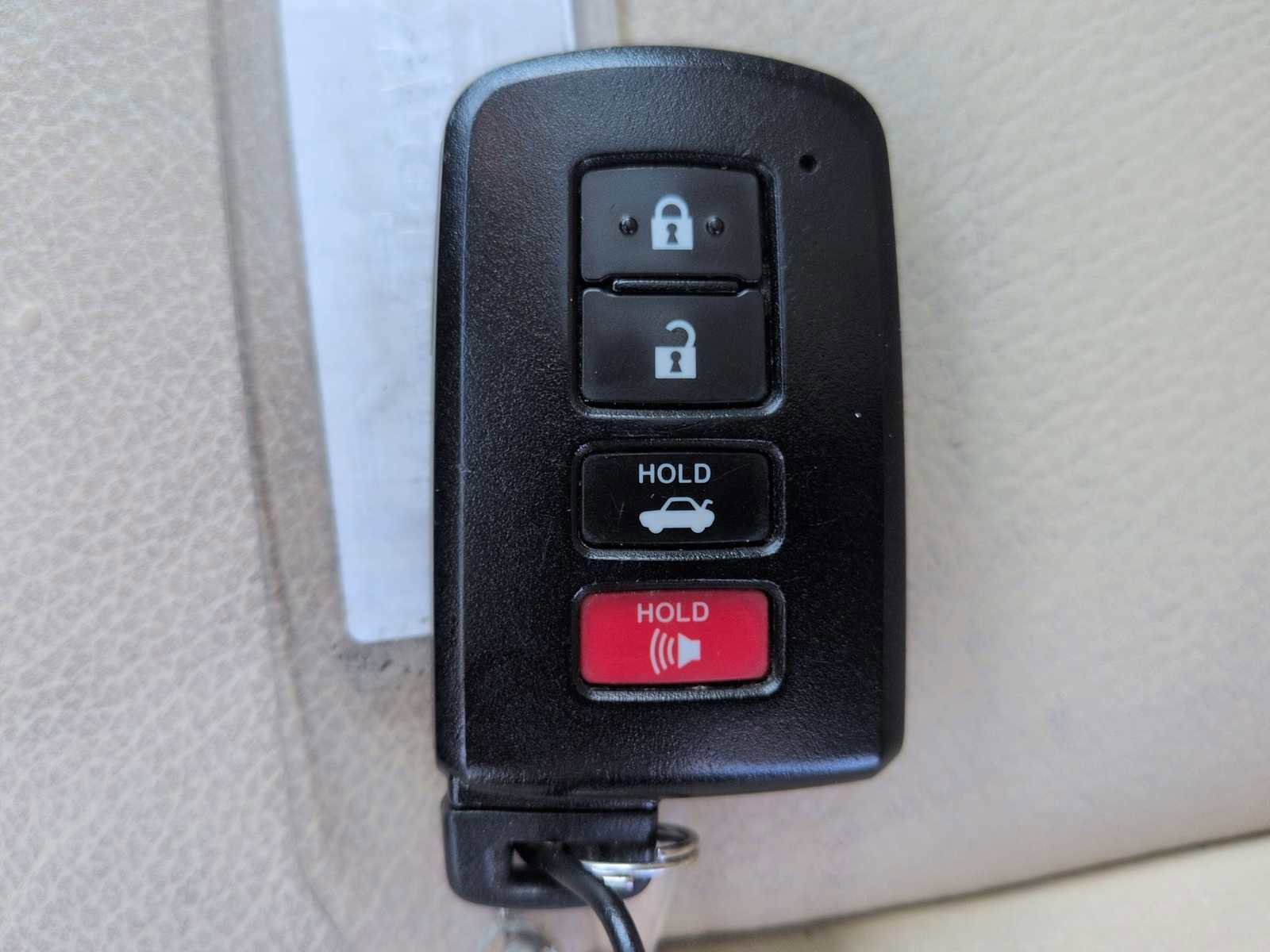 Used 2016 Toyota Avalon Touring image 37