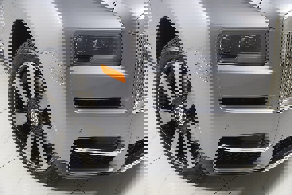 Used 2020 Rolls-Royce Cullinan image 28