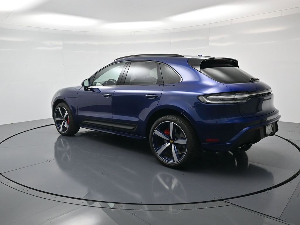 Certified 2023 Porsche Macan GTS image 3