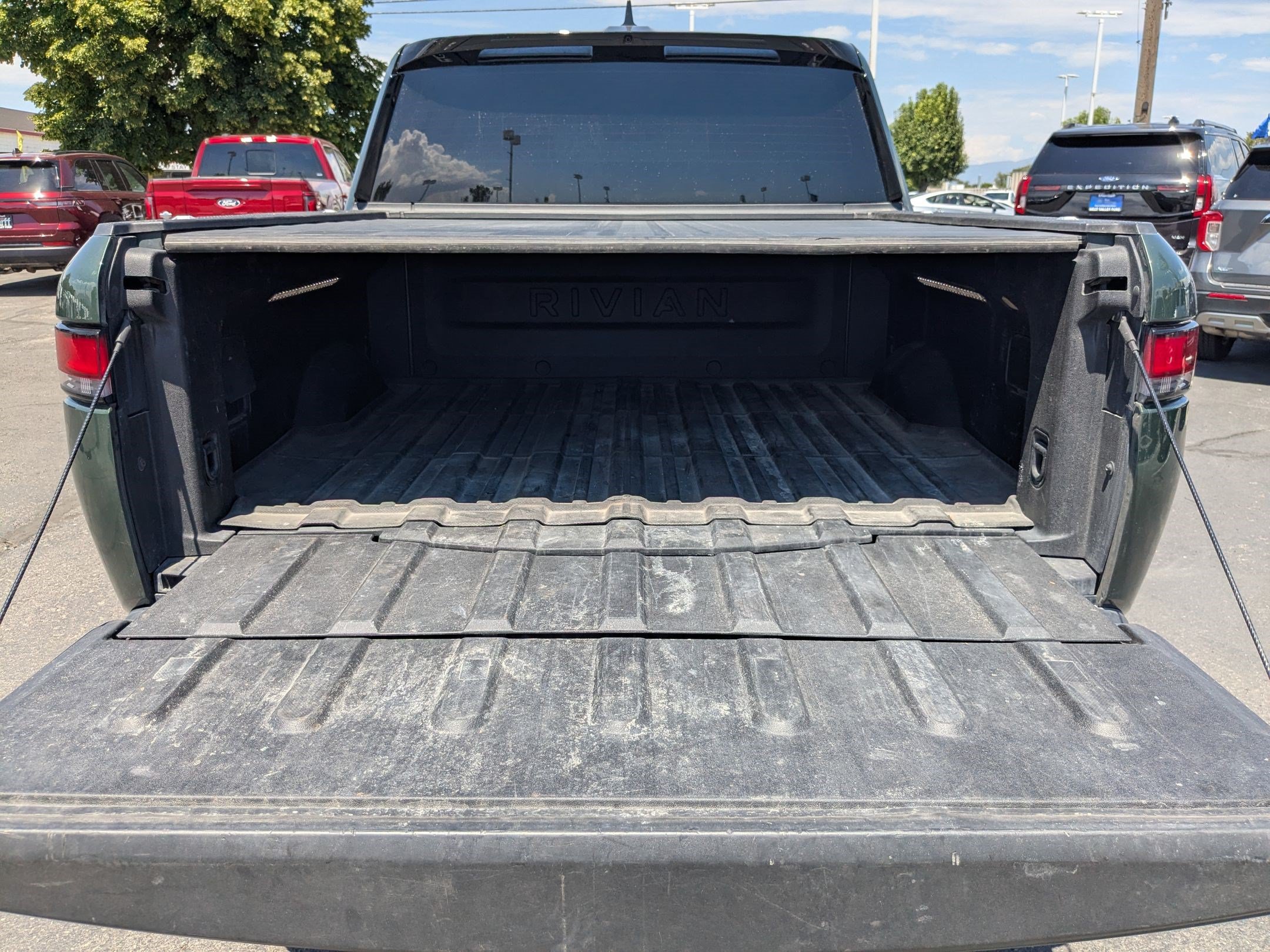 Used 2022 Rivian R1T Adventure AWD/4WD image 29