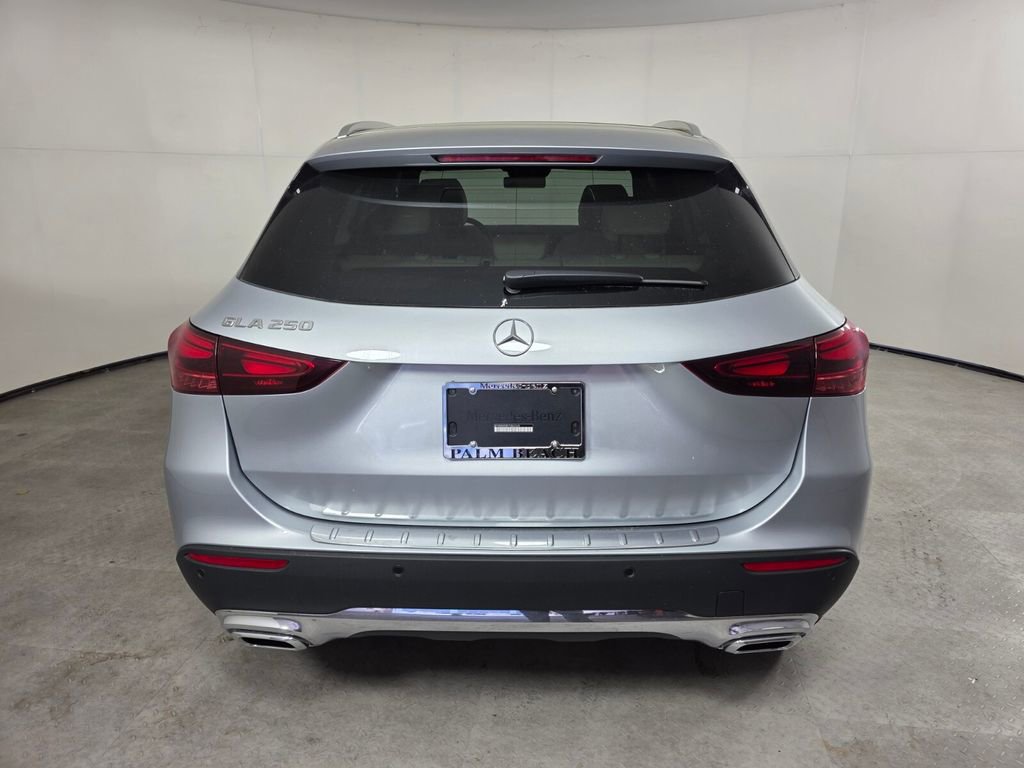 New 2026 Mercedes-Benz GLA 250 image 5
