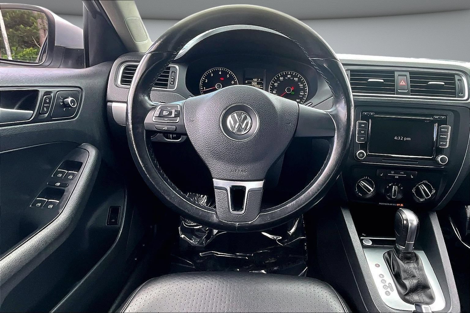 Used 2014 Volkswagen Jetta SE FWD image 8