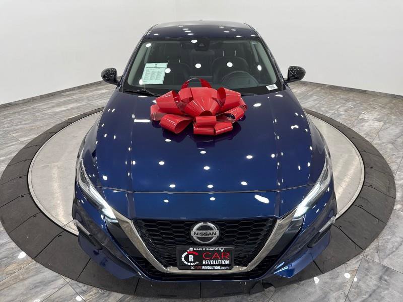 Used 2022 Nissan Altima 2.5 SR image 2