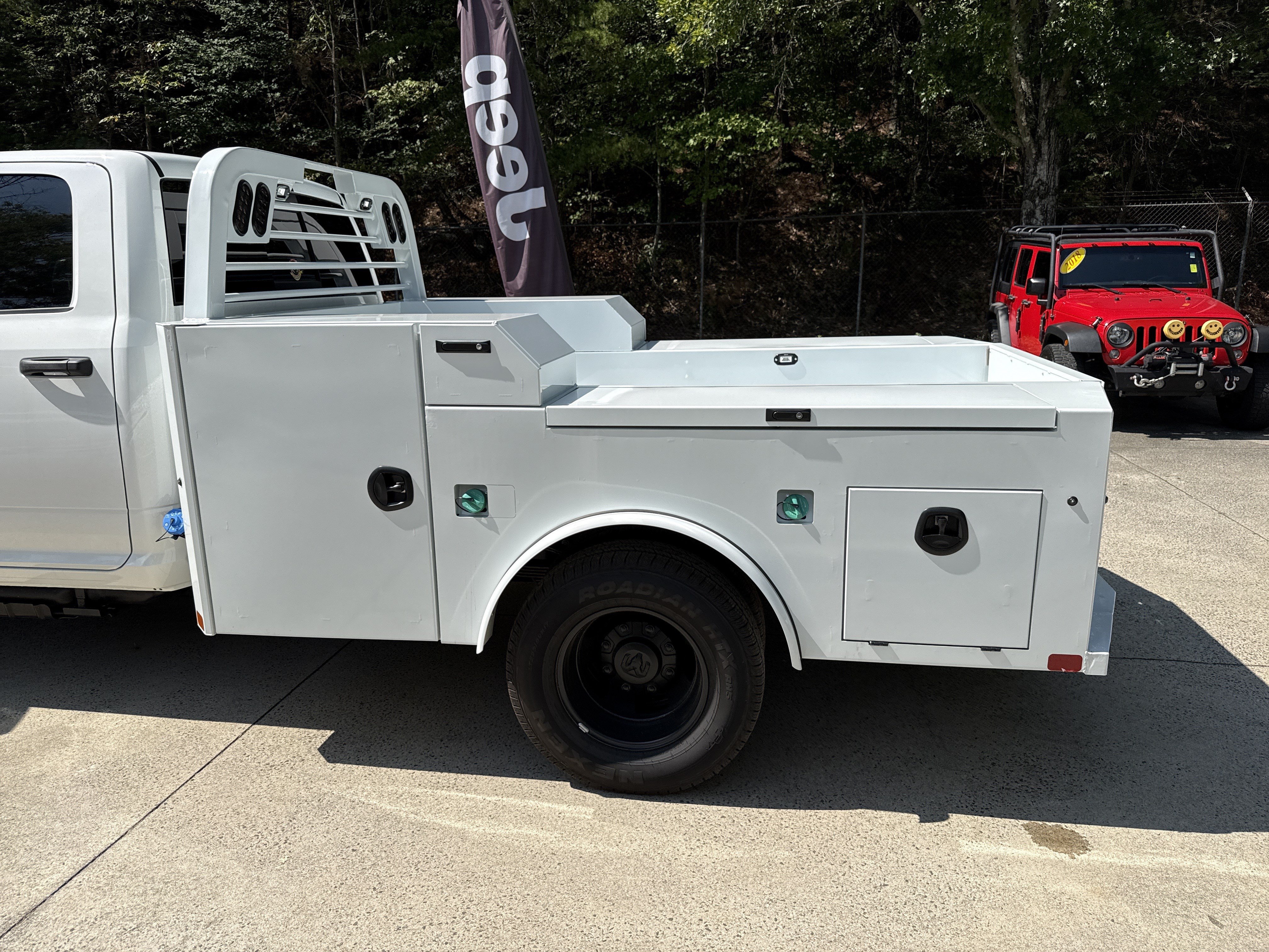 New 2026 RAM 3500 Tradesman AWD/4WD image 28