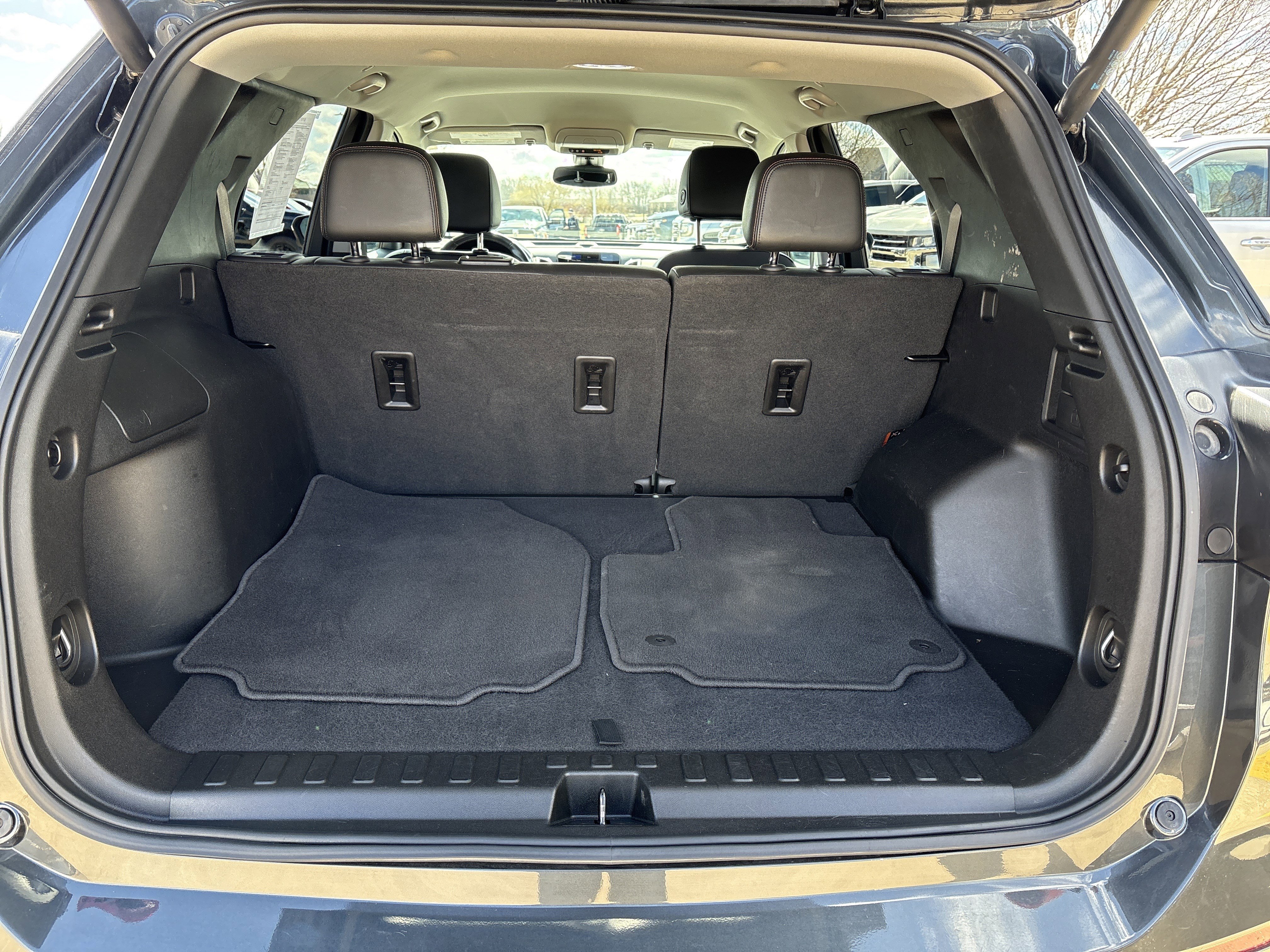 Used 2021 Chevrolet Equinox Premier image 14