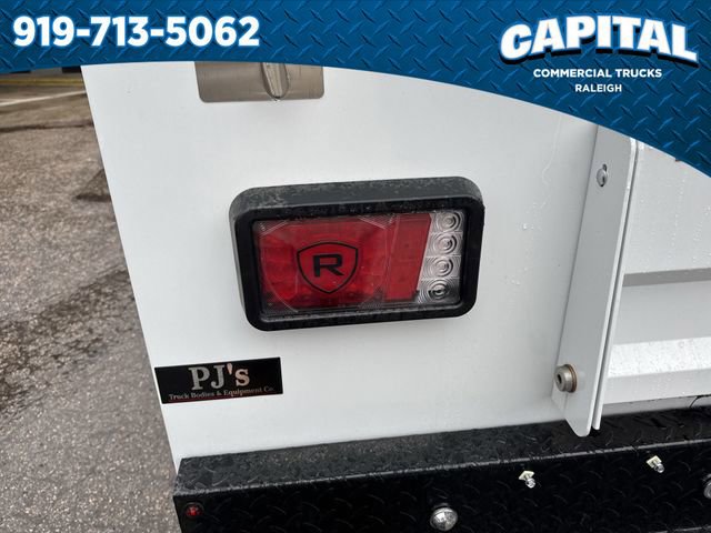 New 2026 Ford F350 XL w/ XL Chrome Package image 15