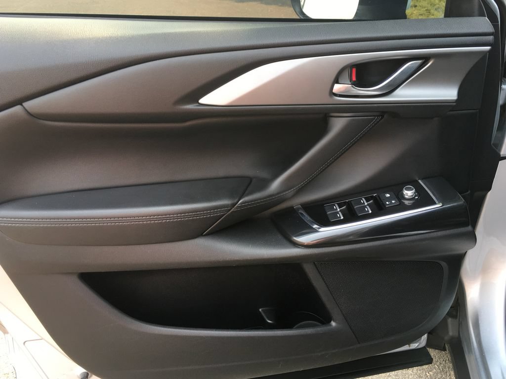 Used 2018 MAZDA CX-9 Touring AWD/4WD image 20