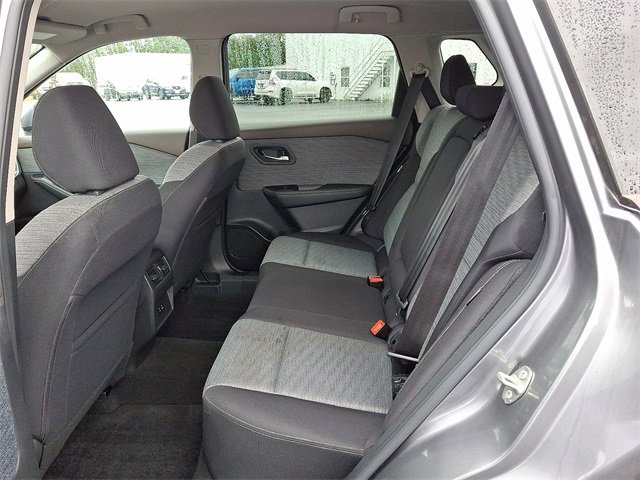 Used 2021 Nissan Rogue SV image 10