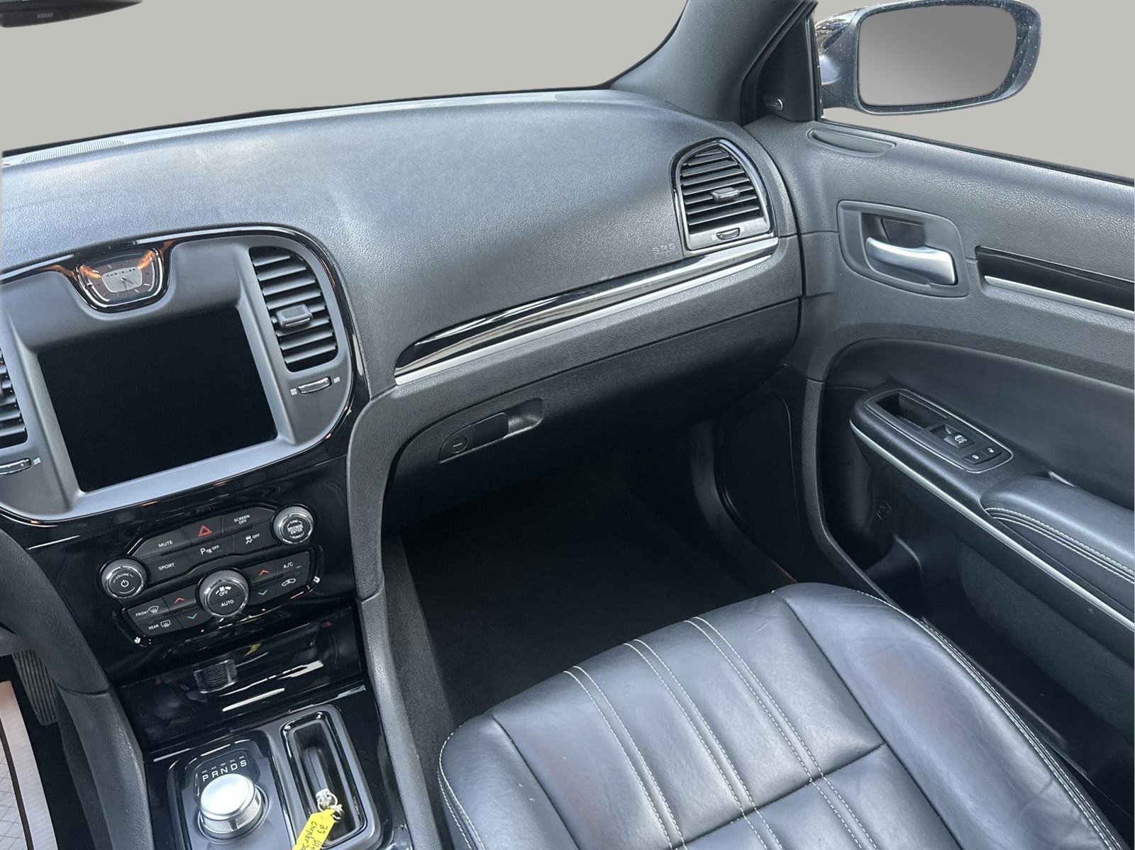 Used 2023 Chrysler 300 S image 12