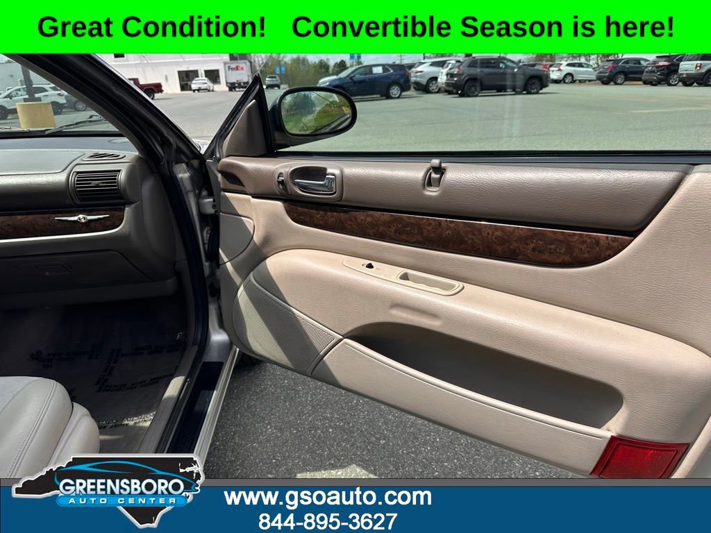 Used 2004 Chrysler Sebring Limited w/ Driver Convenience Group FWD image 17