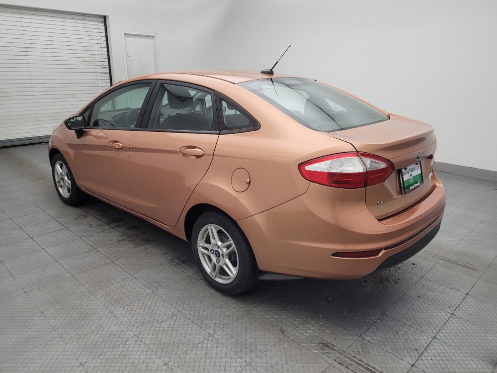 Used 2017 Ford Fiesta SE FWD image 5