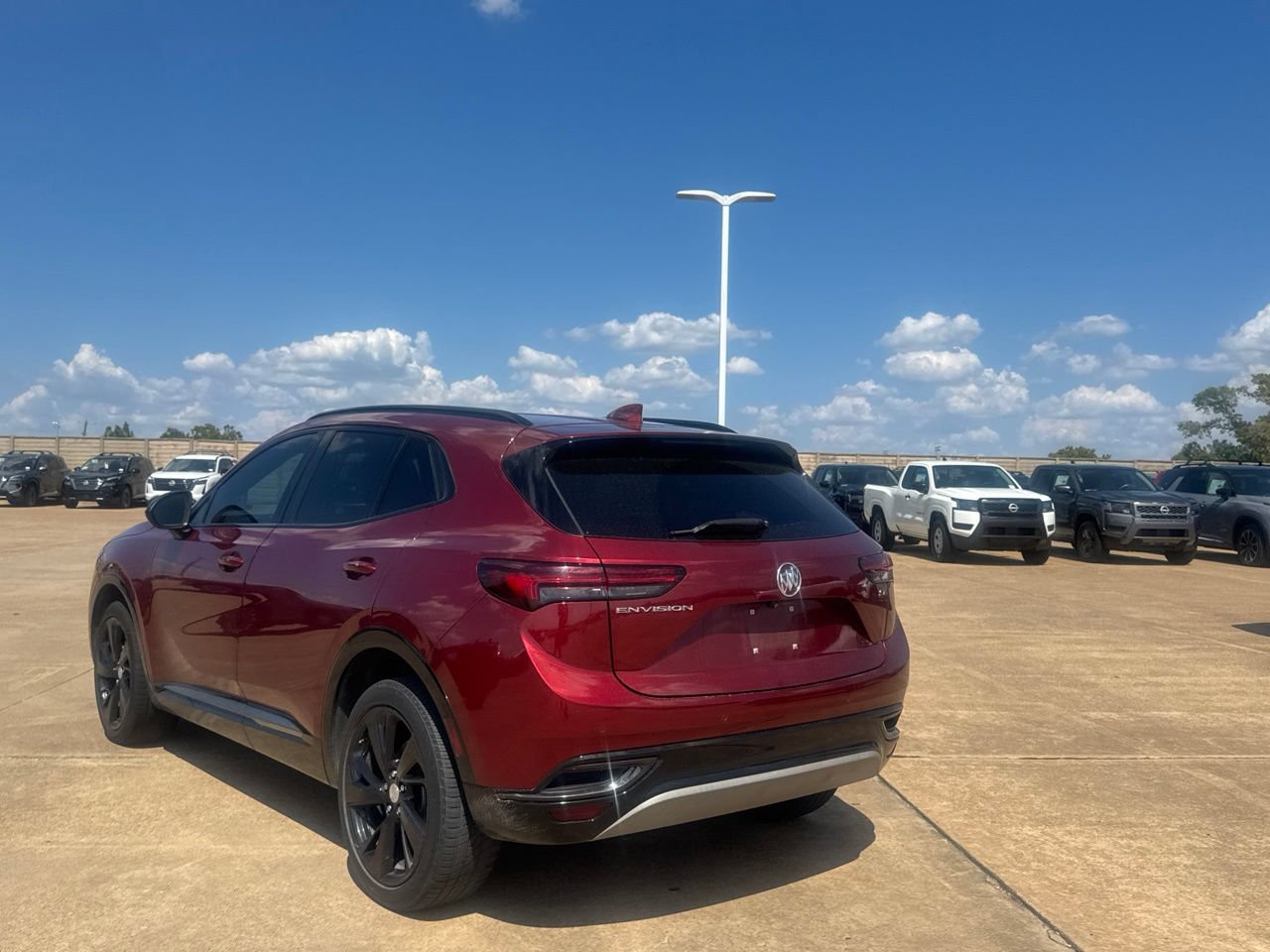 Used 2021 Buick Envision Preferred FWD image 17