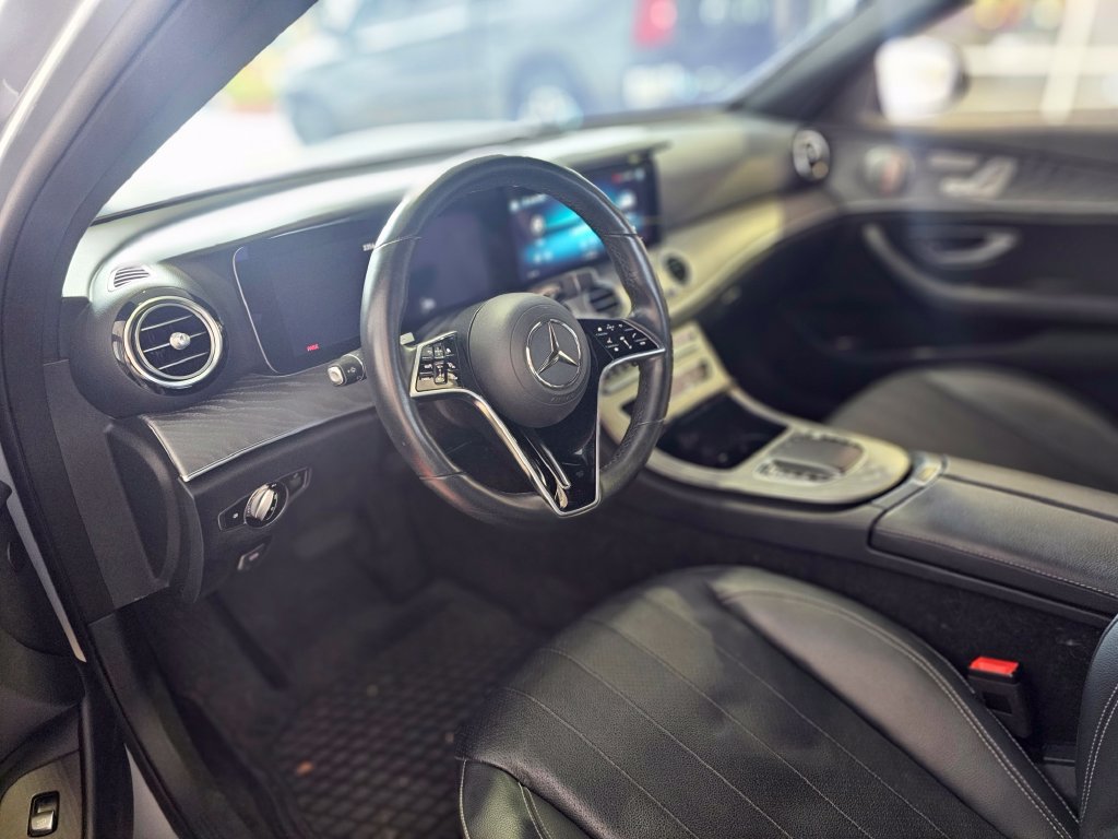 Used 2021 Mercedes-Benz E 350 Sedan w/ Premium Package image 31