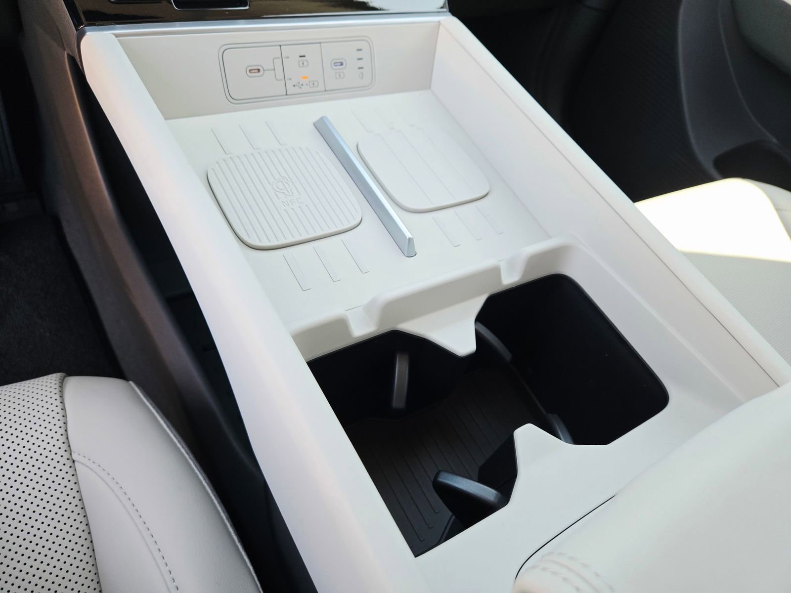 New 2026 Hyundai Santa Fe SEL FWD image 13