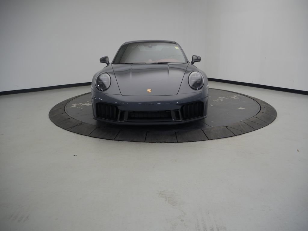 Certified 2025 Porsche 911 Carrera GTS RWD image 10